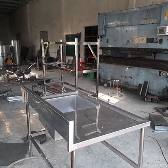 Xưởng gia công inox