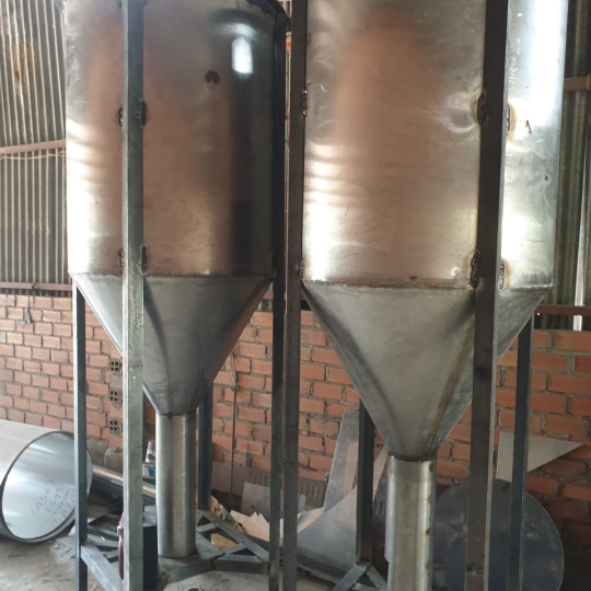 bồn trộn hạt nhựa inox 1 tấn