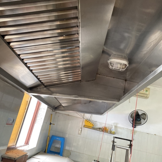 Máng hút khói hút mùi nhà bếp inox 304 giá rẻ