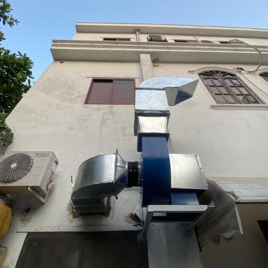 Máng hút khói hút mùi nhà bếp inox 304 giá rẻ