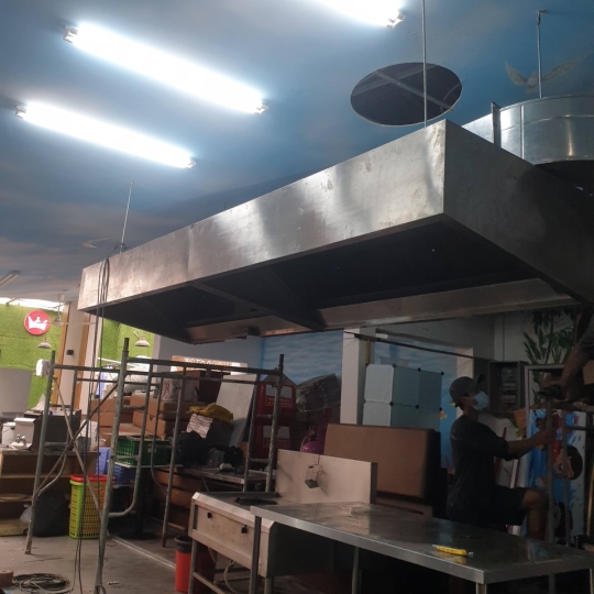 Thiết kế đo vẽ lắp đặt thi công lắp đặt máng hút mùi theo yêu cầu