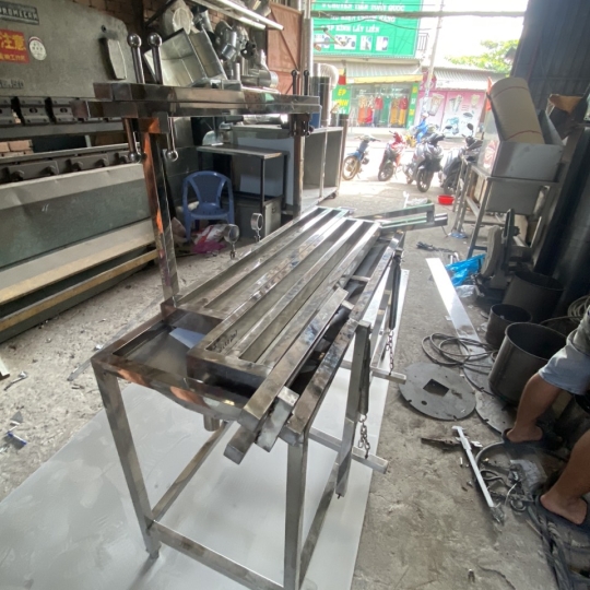 Bàn ép khuôn đậu hủ
