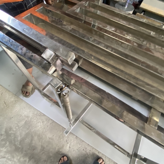 Bàn ép khuôn đậu hủ
