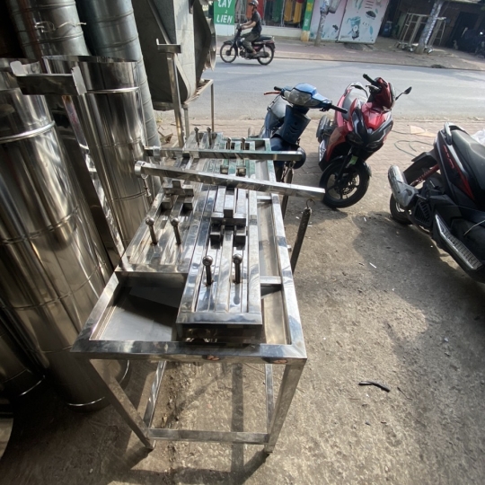 Bàn ép khuôn đậu hủ