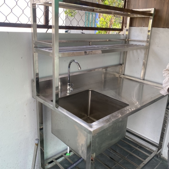 Bồn rửa chén 1 hộc có kệ