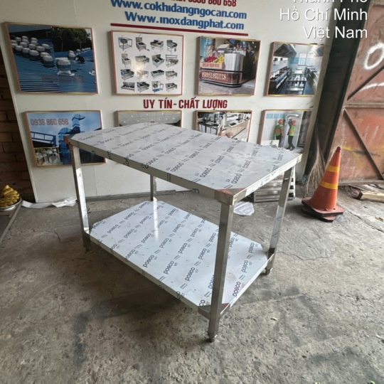 Bàn inox 2 tầng 70